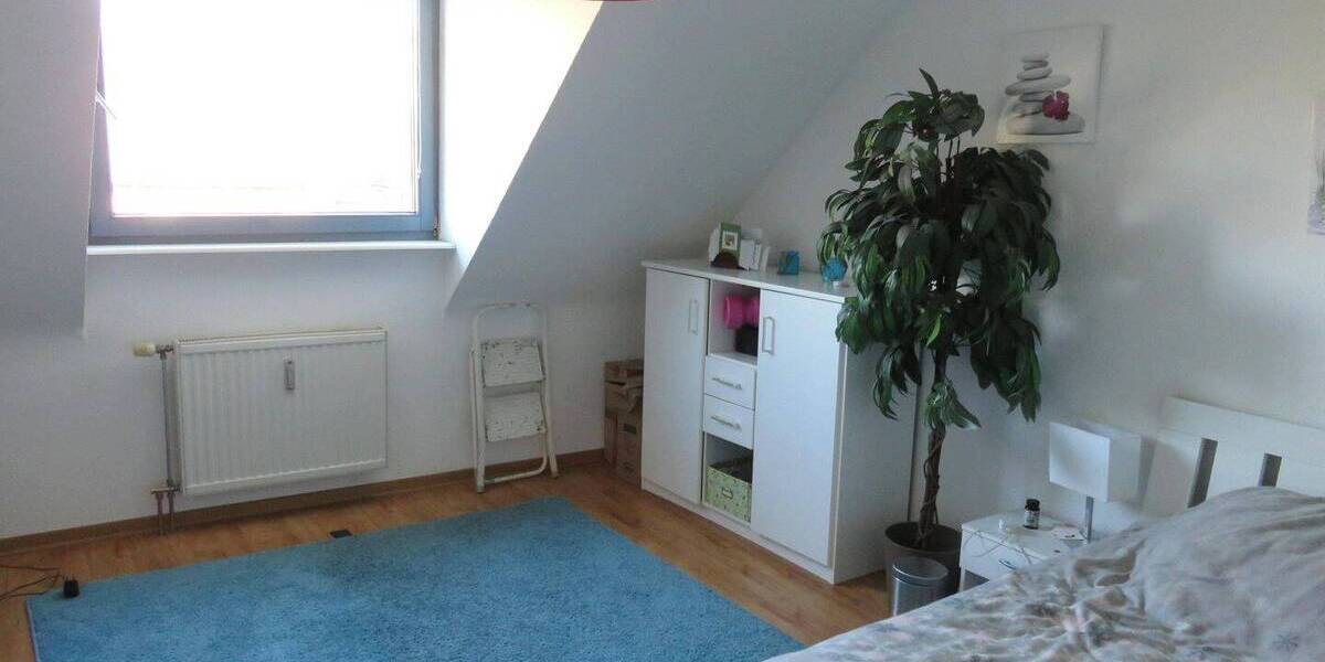 Etagenwohnung Krefeld Bockum - 5 Zimmer, 101 m&sup2;, 244.000&euro; | Angebot:26142475
