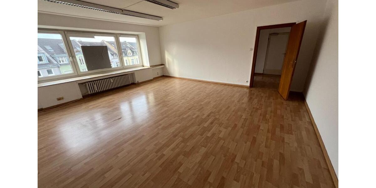 Gewerbeobjekt Duisburg Laar - 1.044&euro; | Angebot:25894500