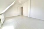 Etagenwohnung Krefeld Stadtmitte - 3 Zimmer, 81 m&sup2;, 609&euro; | Angebot:26779744