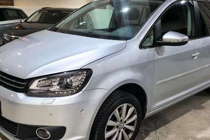 VW Touran 69.992 km 13.700 &euro; Voerde 46562