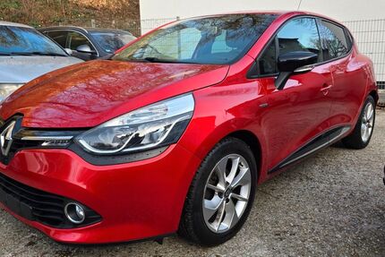 Renault Clio 136.000 km 6.100 &euro; Essen 45144