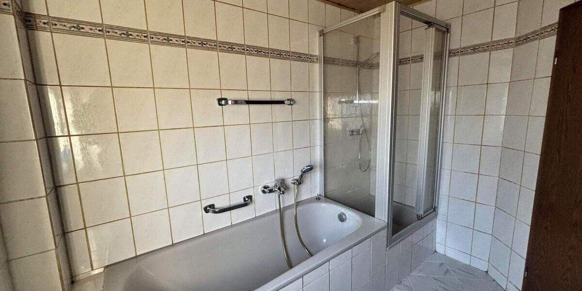 Doppelhaushälfte Neukirchen-Vluyn Vluyn - 4 Zimmer, 120 m&sup2;, 349.000&euro; | Angebot:25741175