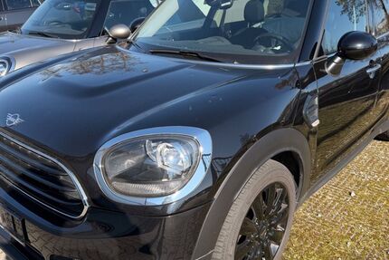 Mini One Countryman 140.200 km 11.990 &euro; Neukirchen-Vluyn 47506
