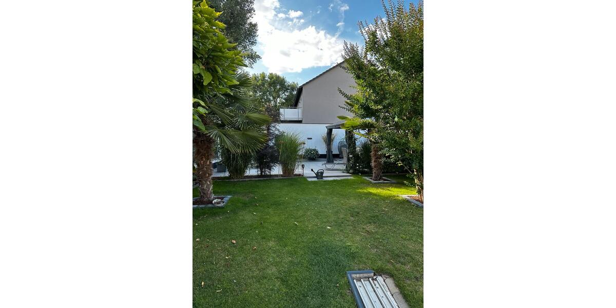 Mehrfamilienhaus, Wohnhaus Duisburg Hochheide - 10 Zimmer, 180 m&sup2;, 530.000&euro; | Angebot:26213235