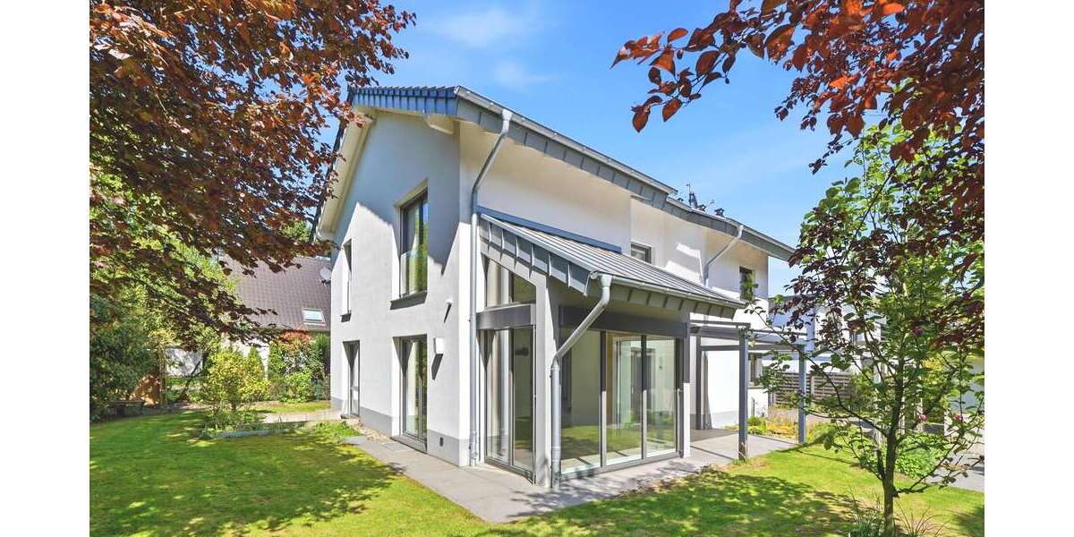 Einfamilienhaus Krefeld Gartenstadt - 5 Zimmer, 271 m&sup2;, 1.080.000&euro; | Angebot:26313575