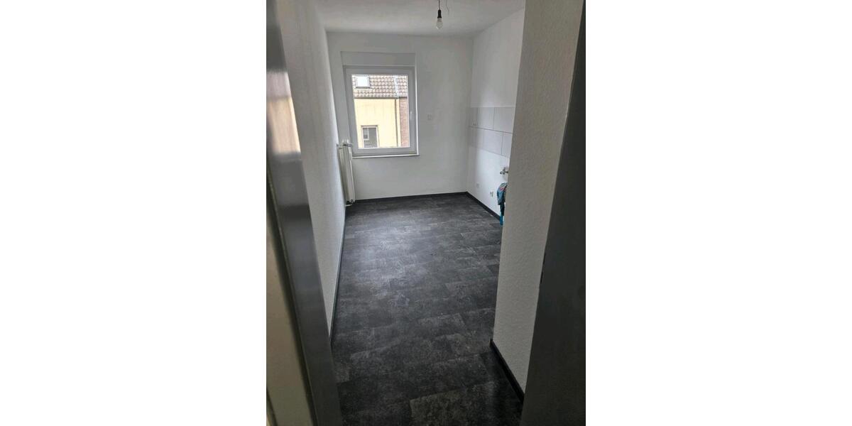 Etagenwohnung Krefeld Bockum - 3 Zimmer, 66 m&sup2;, 660&euro; | Angebot:26049814