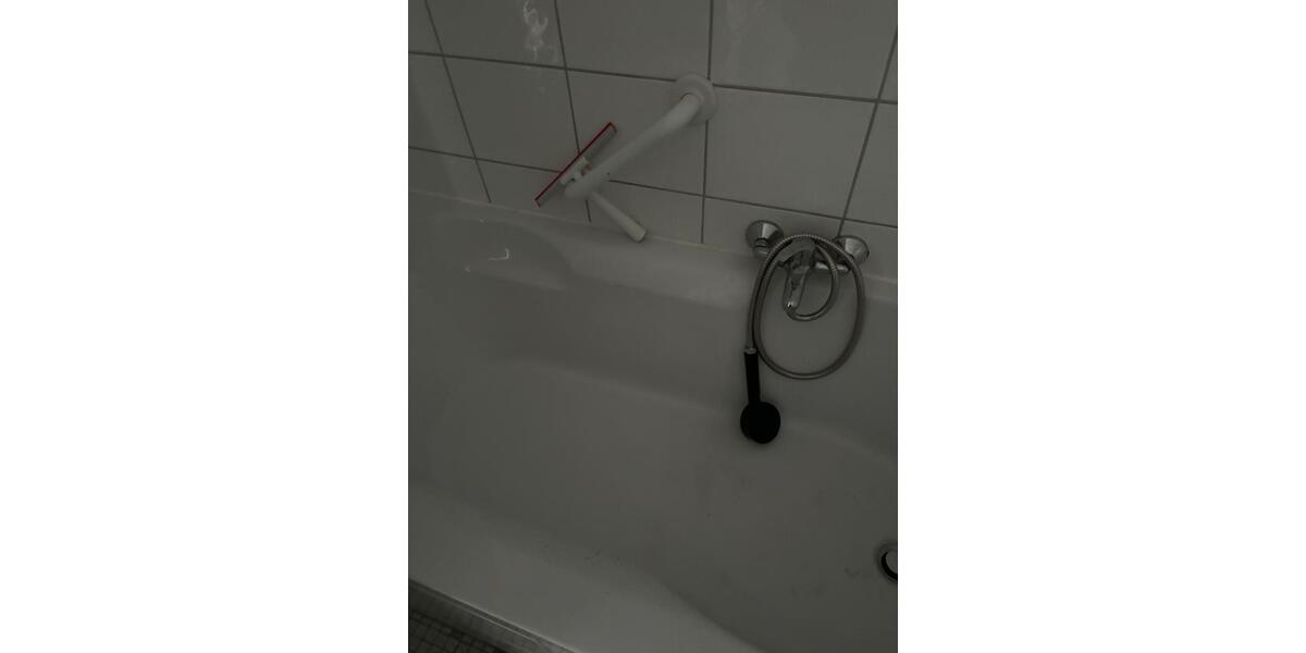 Etagenwohnung Oberhausen - 2 Zimmer, 64 m&sup2;, 450&euro; | Angebot:25992882