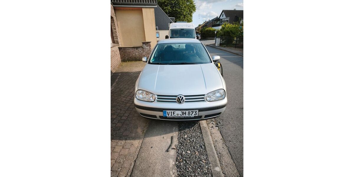 VW Golf 167.000 km 1.600 &euro; Moers 47443