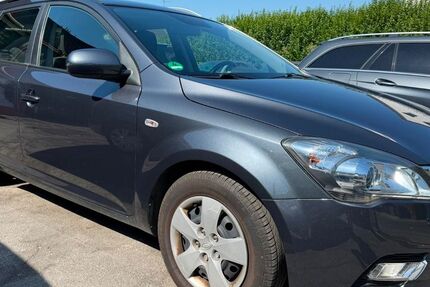 Kia ceed Sportswagon 140.000 km 2.500 &euro; Essen 45356