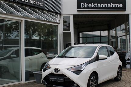 Toyota Aygo (X) 43.704 km 10.992 &euro; Moers 47441
