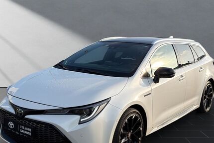 Toyota Corolla 63.000 km 25.450 &euro; Wesel 46485