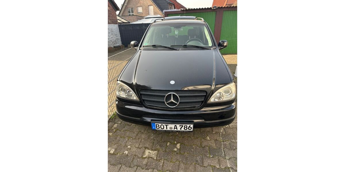Mercedes-Benz ML 320 249.000 km 3.800 &euro; Bottrop 46238