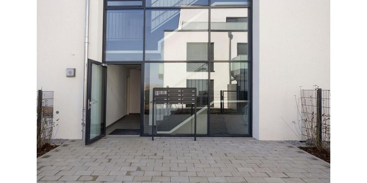 Erdgeschoßwohnung Gelsenkirchen Gelsenkirchen-Nord - 3 Zimmer, 94 m&sup2;, 1.010&euro; | Angebot:25852202