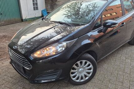 Ford Fiesta 75.800 km 5.100 &euro; GELSENKIRCHEN 45891