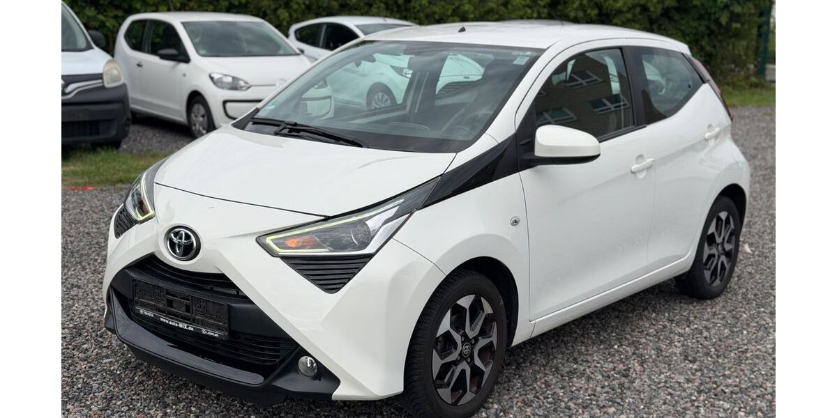 Toyota Aygo (X) 90.000 km 7.350 &euro; Essen 45307