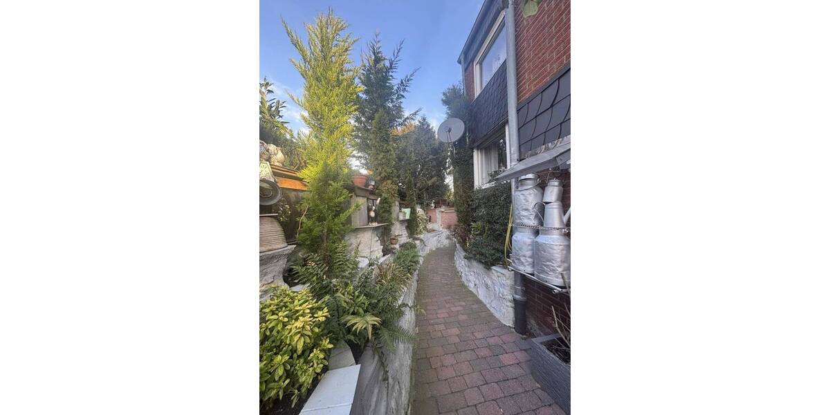 Einfamilienhaus Krefeld Hüls - 4 Zimmer, 110 m&sup2;, 370.000&euro; | Angebot:25997449