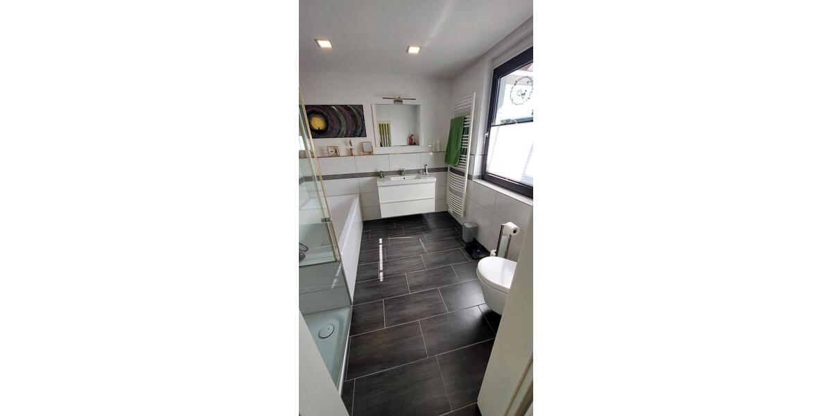 Bungalow Neukirchen-Vluyn Vluyn - 8 Zimmer, 160 m&sup2;, 449.000&euro; | Angebot:26075537