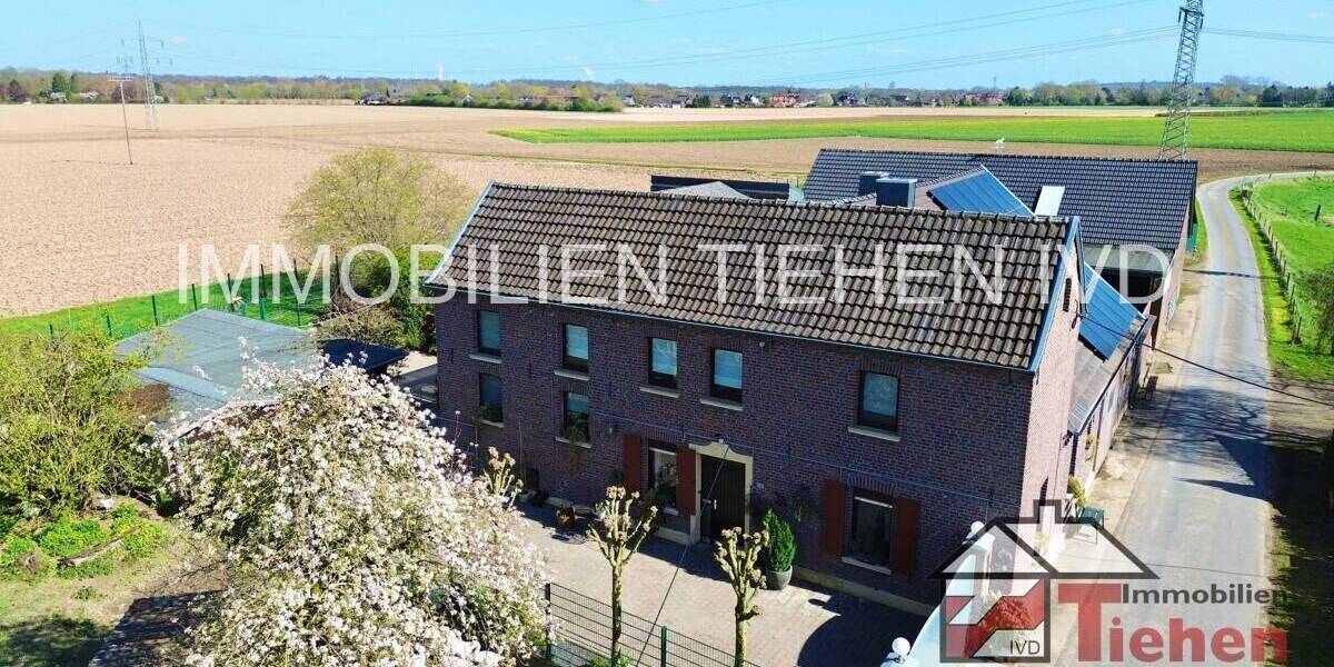 Mehrfamilienhaus, Wohnhaus Kamp-Lintfort Hoerstgen - 7 Zimmer, 166 m&sup2;, 699.000&euro; | Angebot:26119190