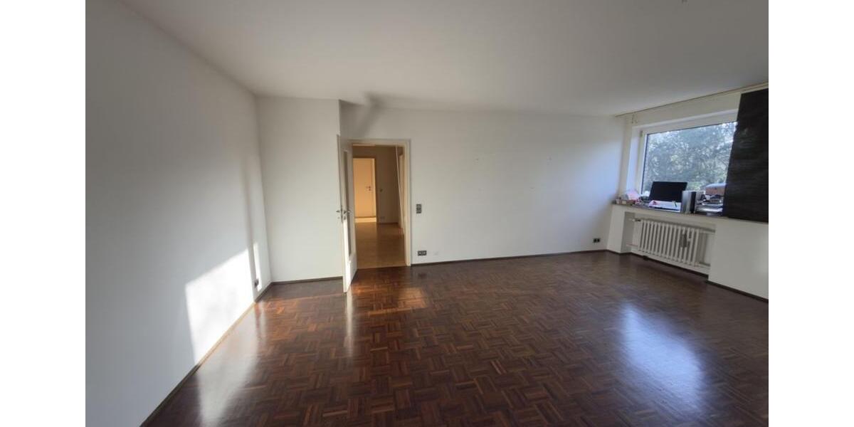 Etagenwohnung Gelsenkirchen - 3 Zimmer, 98 m&sup2;, 760&euro; | Angebot:25625252