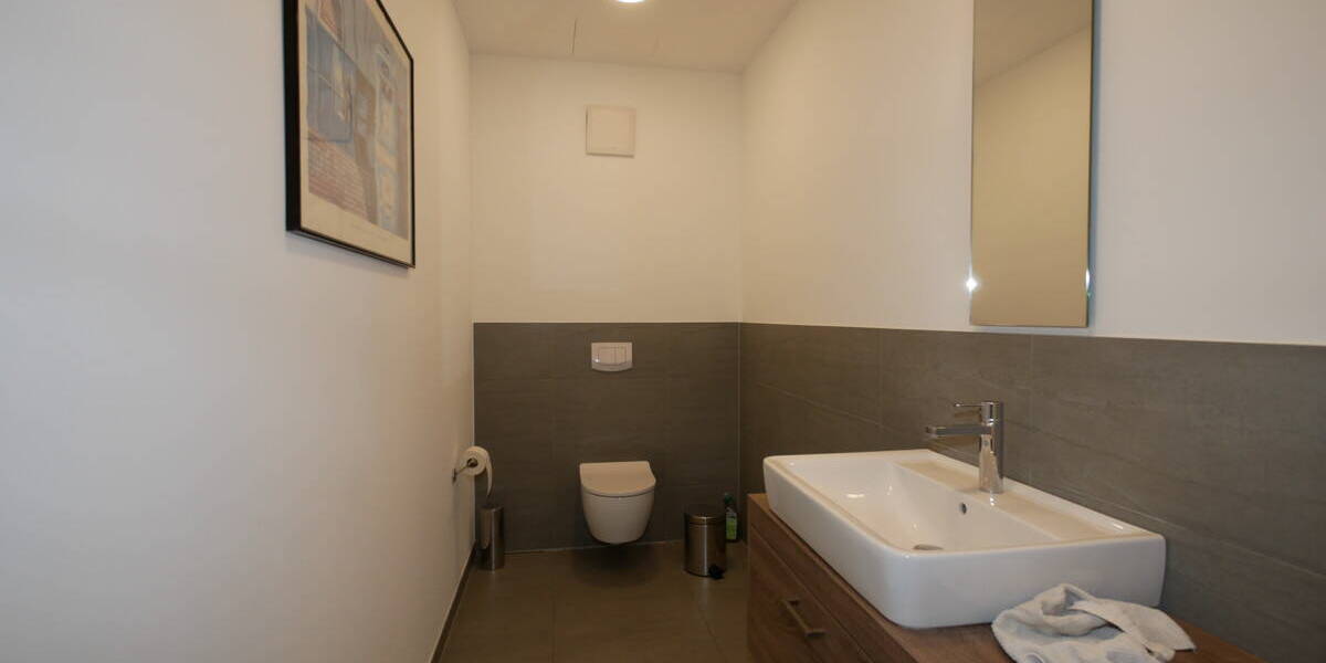 Gewerbeobjekt Gelsenkirchen / Bismarck Bismarck - 5 Zimmer, 198 m&sup2;, 2.900&euro; | Angebot:25707097