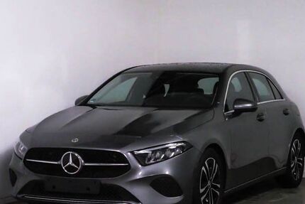 Mercedes-Benz A 180 4.735 km 29.980 &euro; Moers 47441