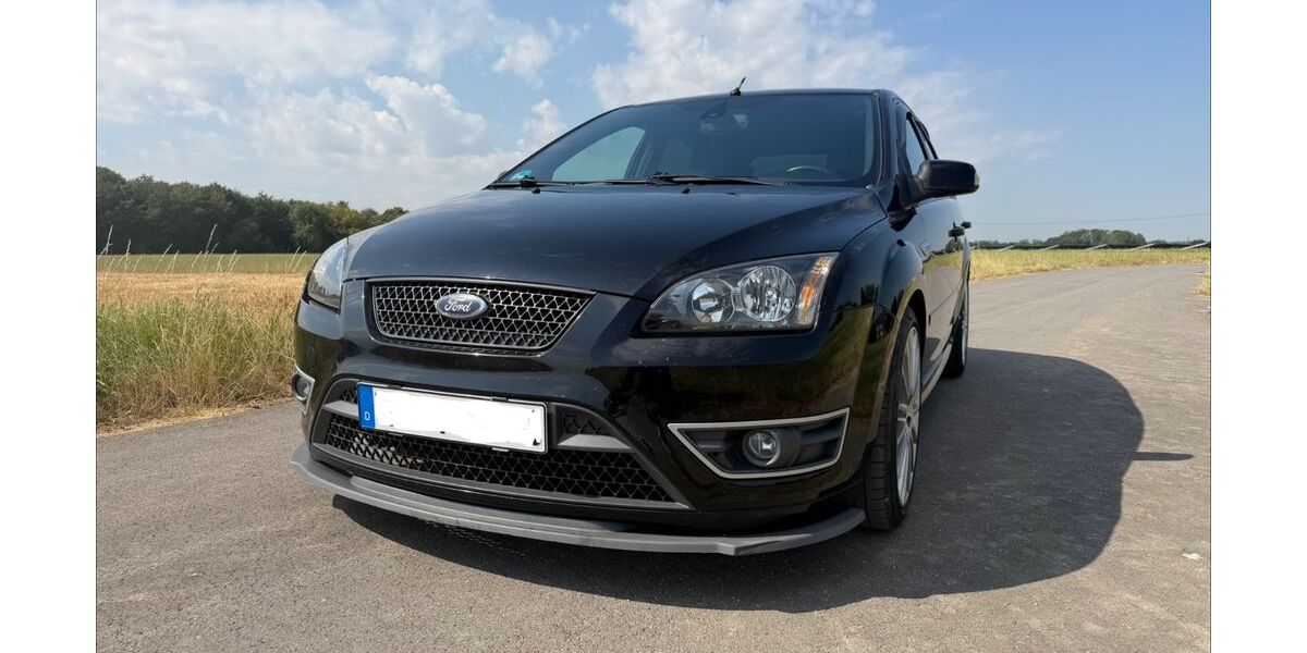 Ford Focus 161.685 km 8.500 &euro; Neukirchen-Vluyn 47506