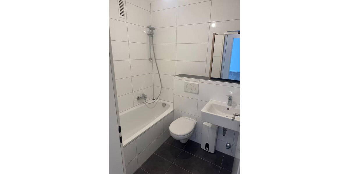 Etagenwohnung Krefeld Uerdingen - 1 Zimmer, 45 m&sup2;, 550&euro; | Angebot:26188325