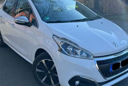 Peugeot 208 139.000 km 5.650 &euro; Essen 45329