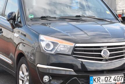SsangYong Rodius 88.000 km 15.000 &euro; Krefeld 47803