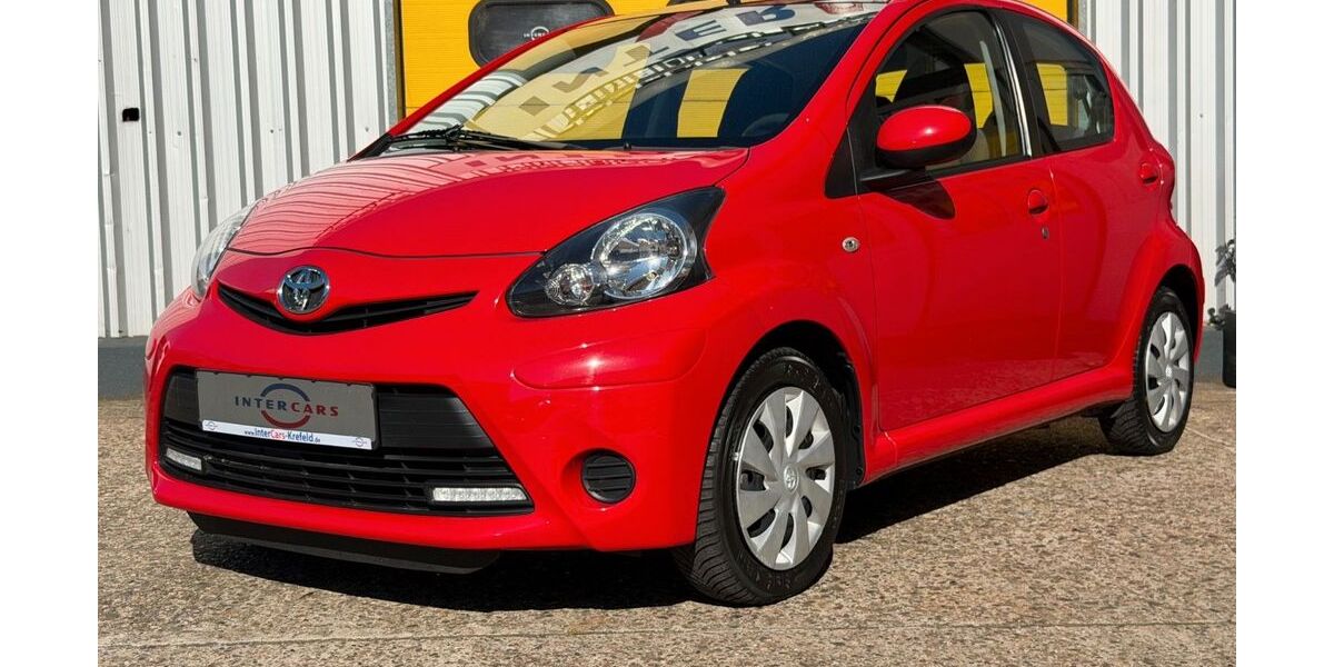 Toyota Aygo (X) 100.000 km 4.900 &euro; Krefeld 47799