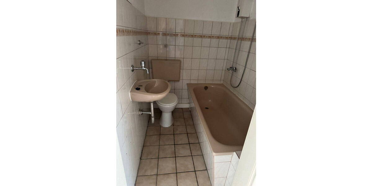 Etagenwohnung Essen Altendorf - 2 Zimmer, 45 m&sup2;, 405&euro; | Angebot:26043282