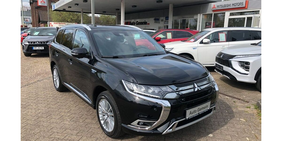 Mitsubishi Plug-in Hybrid Outlander 64.000 km 24.950 &euro; Krefeld 47807