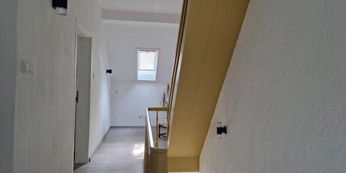 Doppelhaushälfte Duisburg Alt-Homberg - 5 Zimmer, 143 m&sup2;, 290.000&euro; | Angebot:25779432