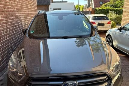 Ford Kuga 86.000 km 14.300 &euro; Xanten 46509