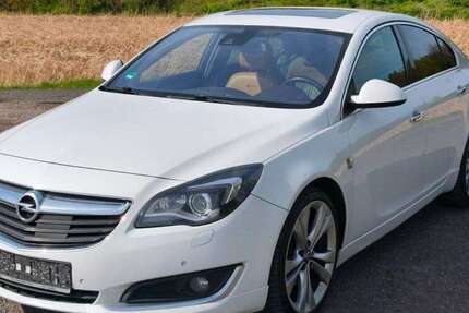 Opel Insignia 287.000 km 7.990 &euro; Neukirchen-Vluyn 47506