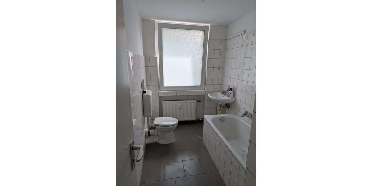Etagenwohnung Essen Frillendorf - 4 Zimmer, 96 m&sup2;, 850&euro; | Angebot:26796013