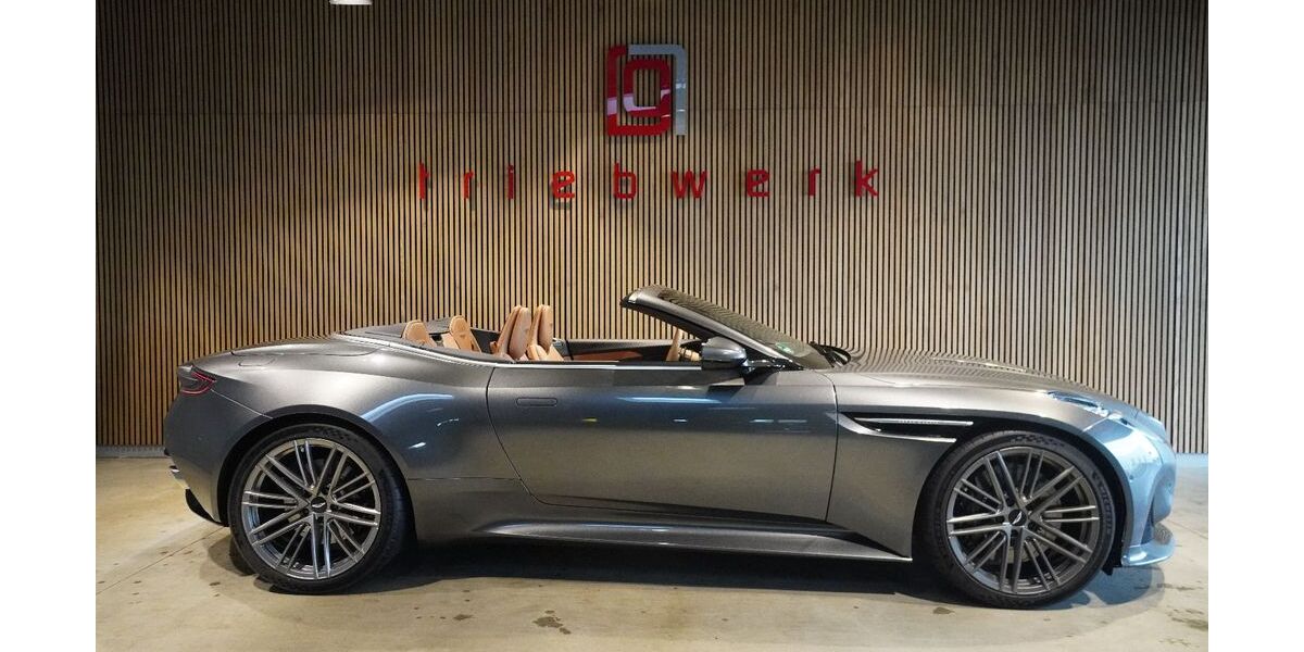 Aston Martin DB12 4.600 km 222.941 &euro; Duisburg 47228