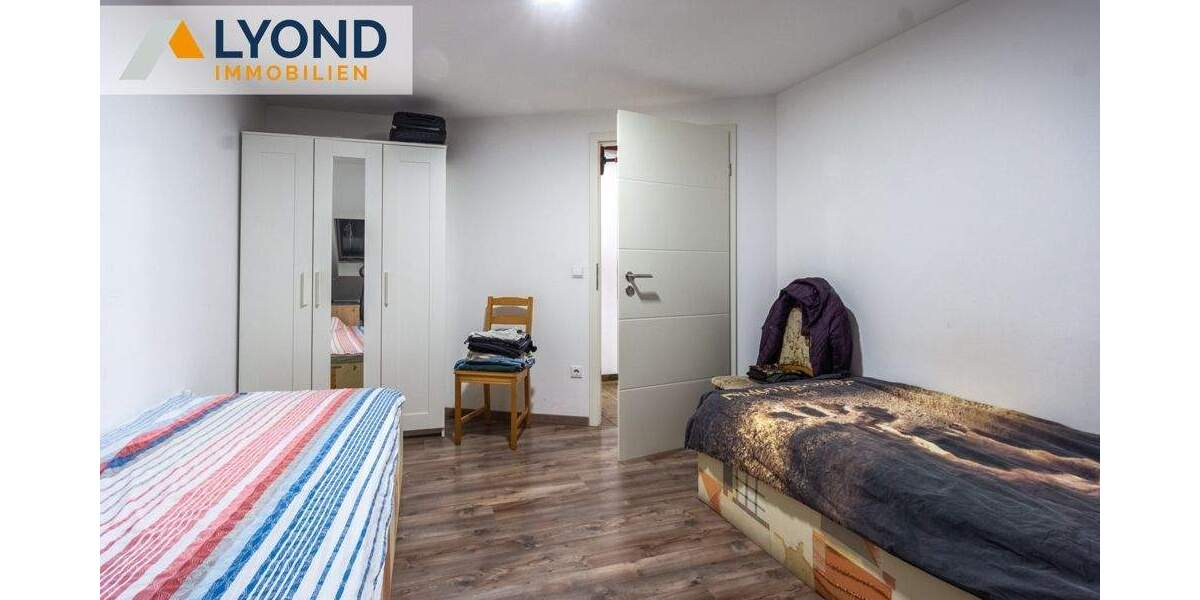 Etagenwohnung Moers Repelen - 4 Zimmer, 90 m&sup2;, 145.000&euro; | Angebot:25676842