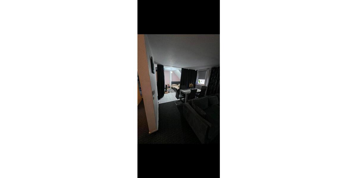 Dachgeschoßwohnung Oberhausen Rothebusch - 2 Zimmer, 66 m&sup2;, 550&euro; | Angebot:25274251