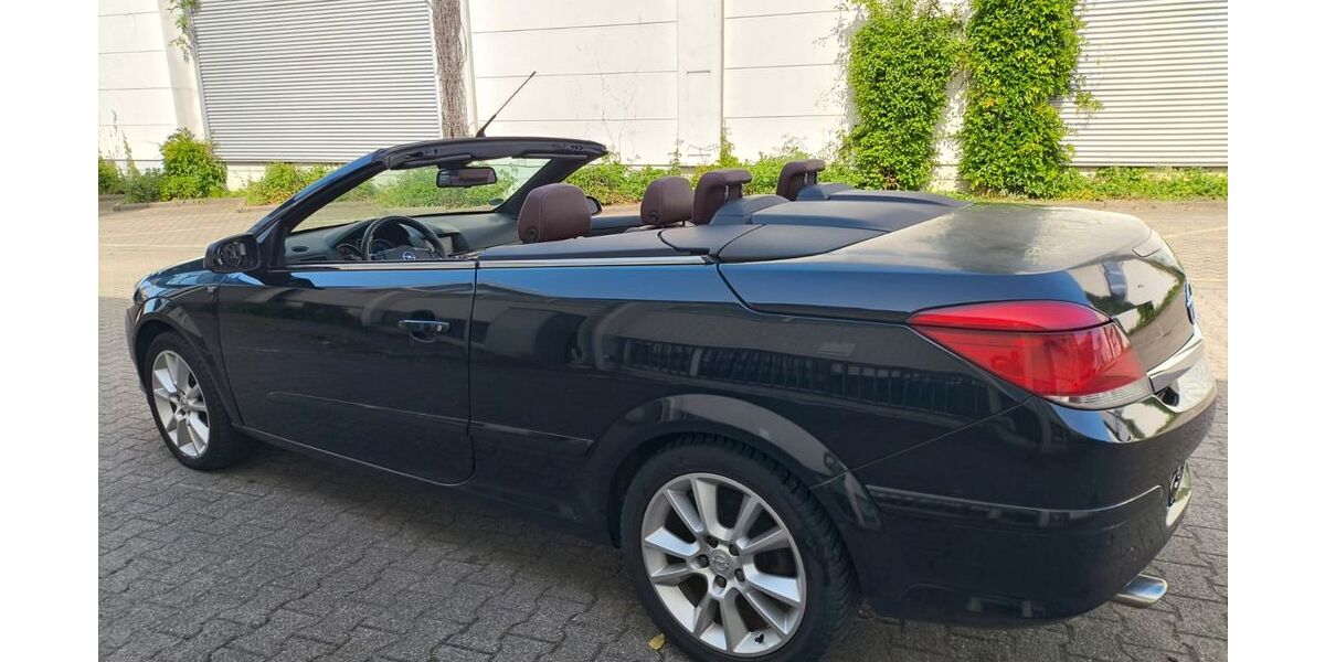 Opel Astra 151.000 km 2.599 &euro; Essen 45145