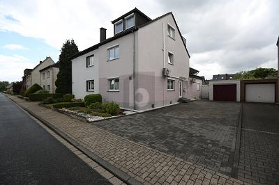 CHARMANTE DOPPELHAUSHÄLFTE MIT GARTEN - Doppelhaushälfte Duisburg Angerhausen | Angebot:26693351