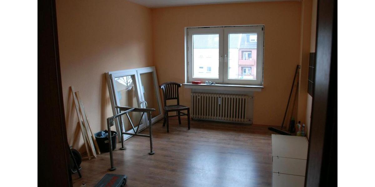 Etagenwohnung Duisburg Duisburg-Mitte - 4 Zimmer, 92 m&sup2;, 950&euro; | Angebot:26045481