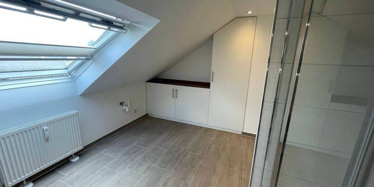 Etagenwohnung Duisburg Röttgersbach - 2 Zimmer, 82 m&sup2;, 698&euro; | Angebot:26572994