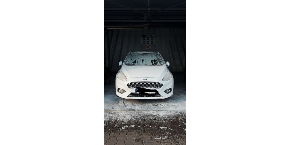 Ford Fiesta 95.000 km 7.100 &euro; Krefeld 47829