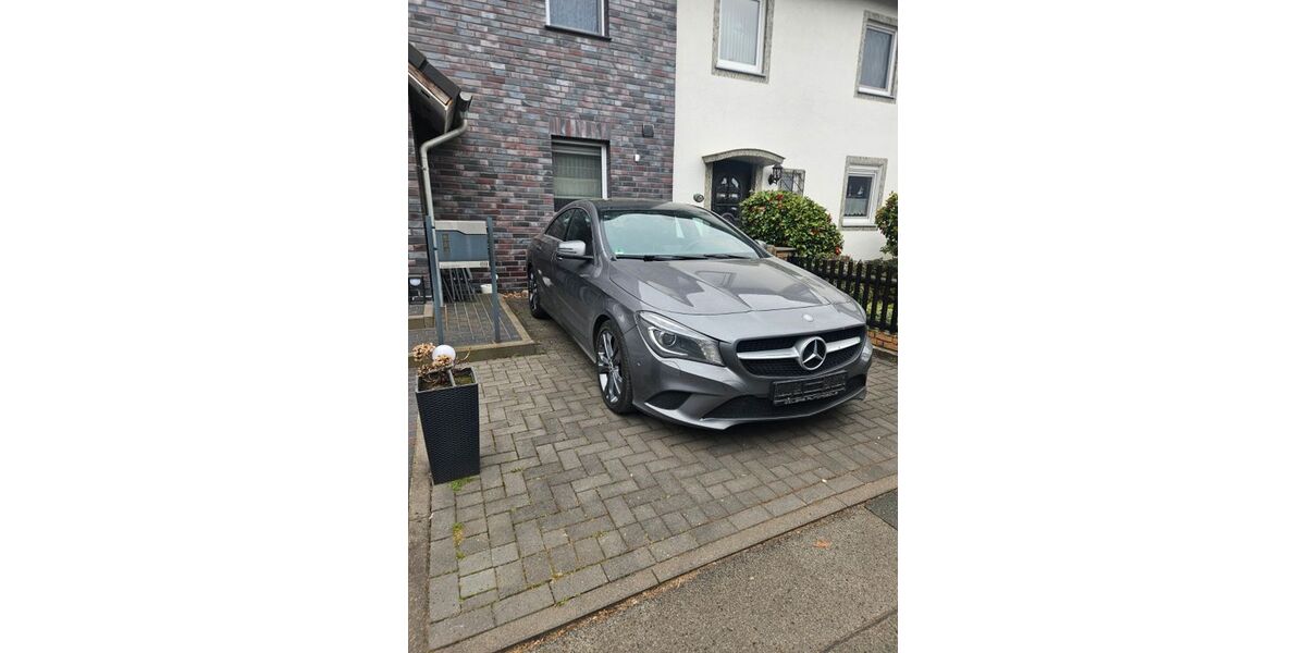 Mercedes-Benz CLA 220 222.000 km 11.750 &euro; Marl 45772