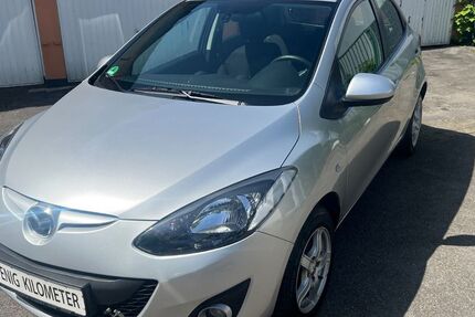 Mazda 2 89.999 km 6.999 &euro; Essen 45357