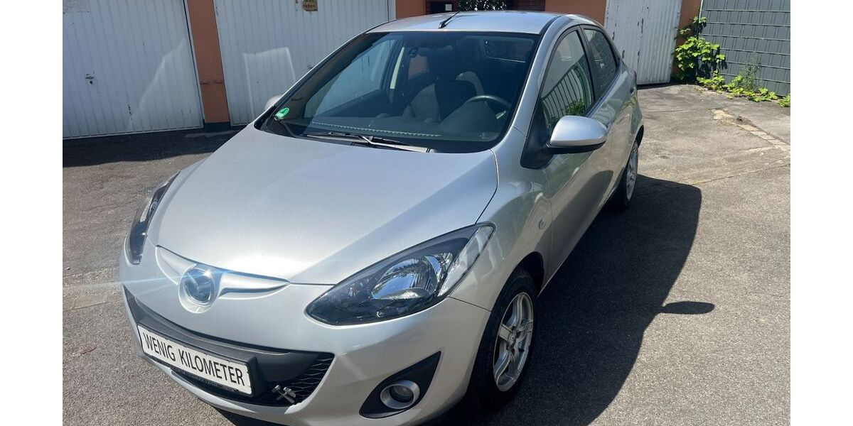 Mazda 2 89.999 km 6.999 &euro; Essen 45357