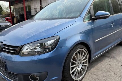 VW Touran 129.000 km 9.800 &euro; essen 45359