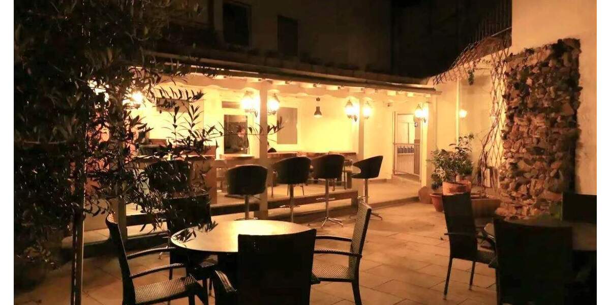 Mehrfamilienhaus, Wohnhaus Essen Frohnhausen - 4 Zimmer, 1 m&sup2;, 1.850.000&euro; | Angebot:25692827