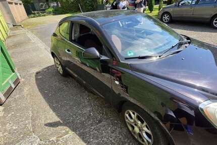 Alfa Romeo MiTo 158.500 km 2.800 &euro; Hüls (Marl) 45772